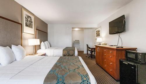 Queen Room with Two Queen Beds