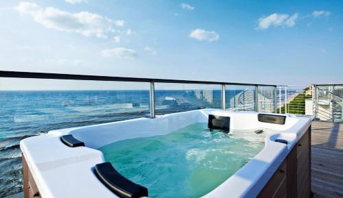 Standard Double Room with Terrace and Jacuzzi