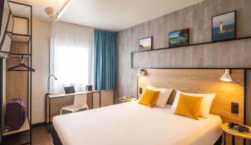 Triple Room with One Double Bed and One Single Bed