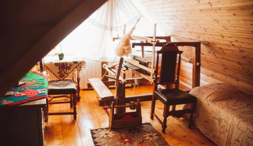 Triple Room with Shared Bathroom