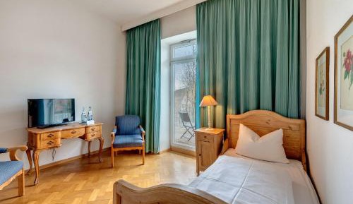 Single Room with Balcony