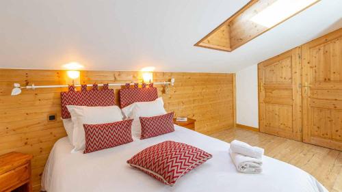 Four-Bedroom Duplex Apartmen (13 People)
