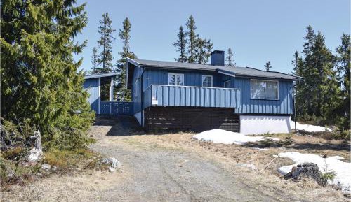 Three-Bedroom Holiday Home 