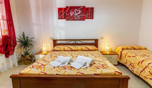 Triple Room with Private Bathroom