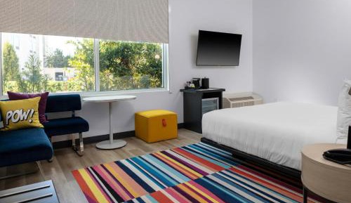 Guest Room, 1 King
