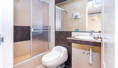 Economy Triple Room