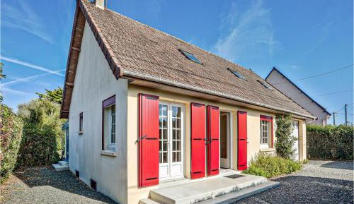 Two-Bedroom Holiday Home