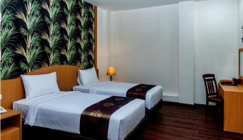 Deluxe Double or Twin Room