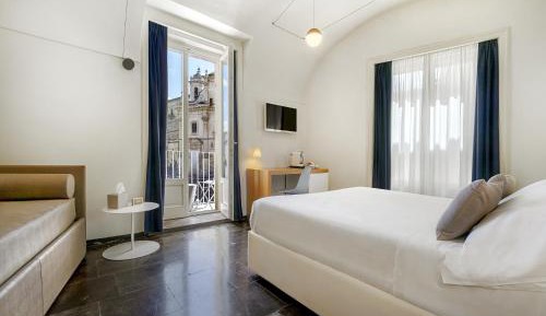 Junior Suite with Balcony