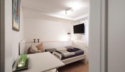 Standard Double Room with Shared Bathroom