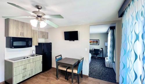 Deluxe Double Suite