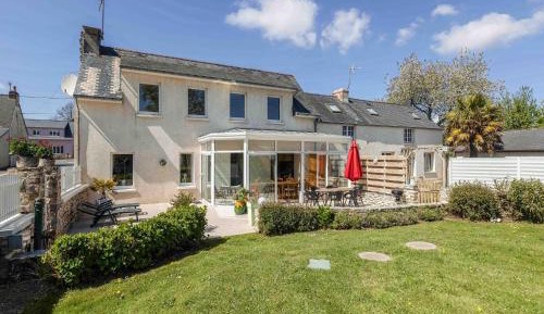 Three-Bedroom Holiday Home 