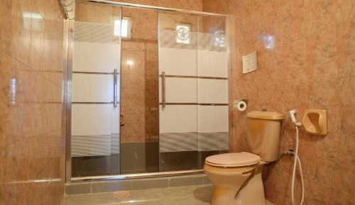 Economy Quadruple Room with Shared Bathroom