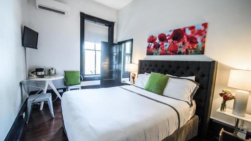Queen Room