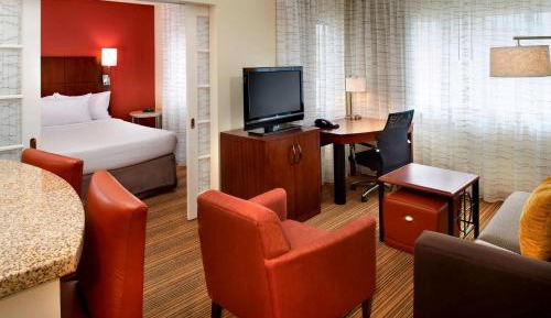 One Bedroom Suite Queen