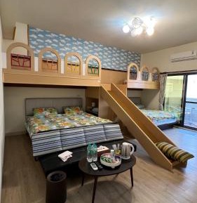 Deluxe Family Suite