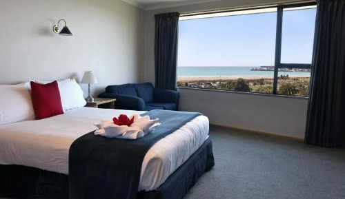 Upstairs Studio with Seaview