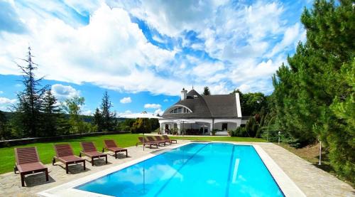 Villa with Private Pool