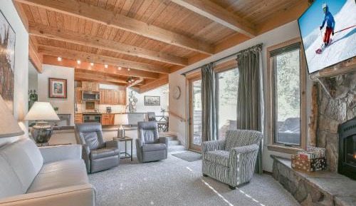 Three-Bedroom Townhouse