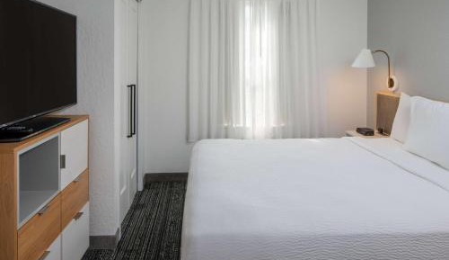 One Bedroom Suite Queen