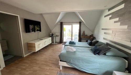 Double or Twin Room with Private Bathroom