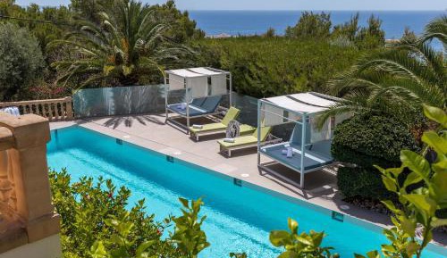 Villa with Sea View