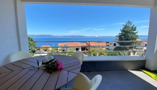 Apartment with Sea View
