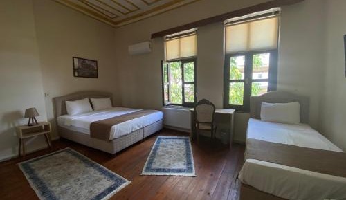 Classic Triple Room