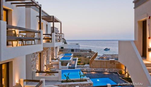 Suite with Private Pool