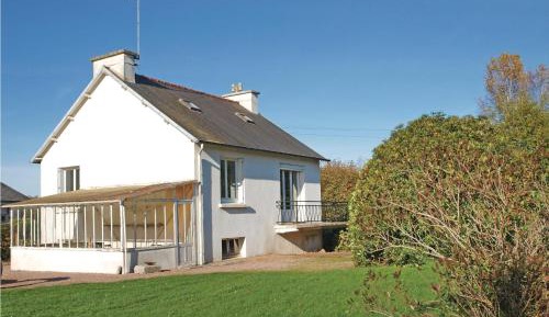 One-Bedroom Holiday Home