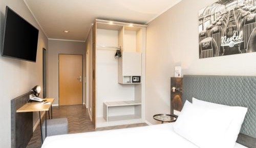 Superior Single Room