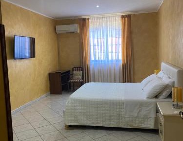 Triple Room with Private Bathroom