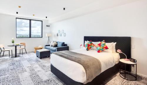 Queen Studio with free secure parking