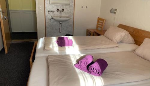Standard Double Room with Shared Bathroom