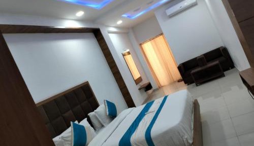 Double Room with Balcony (3 Adults)