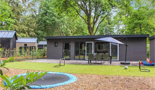Three-Bedroom Holiday Home 