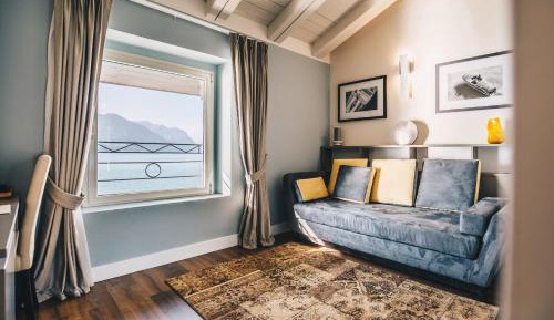 Lake Junior Suite
