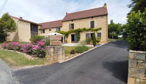 Holiday Home (5 Adults)