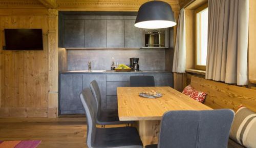 1 - Two-bedroom apartment with terrace