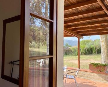 Apartment with Garden View