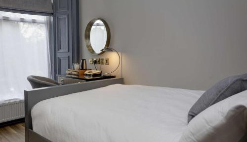 Compact Single Room
