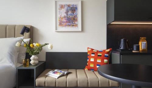Standard Queen Room