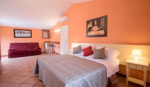 Apartment (3 Adults)