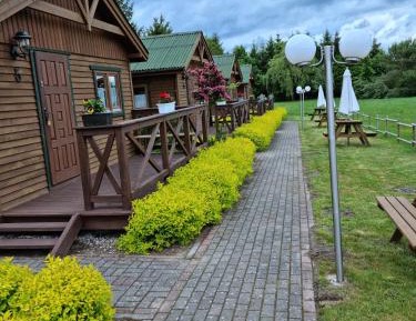 Bungalow (4 Adults)