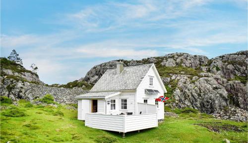 Two-Bedroom Holiday Home