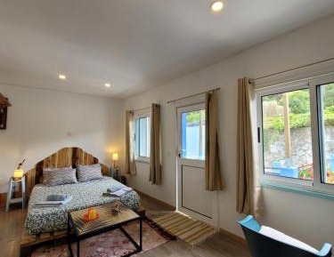Suite with Garden View