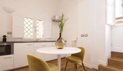 Apartment with Garden View