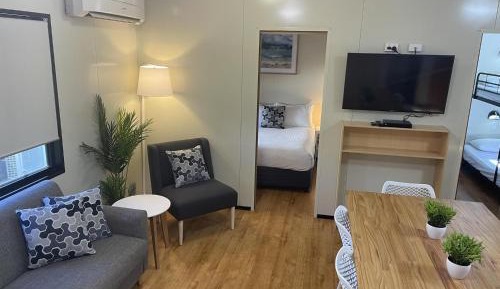 3 Bedroom Cabin 8 Berth
