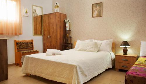 Classic Triple Room