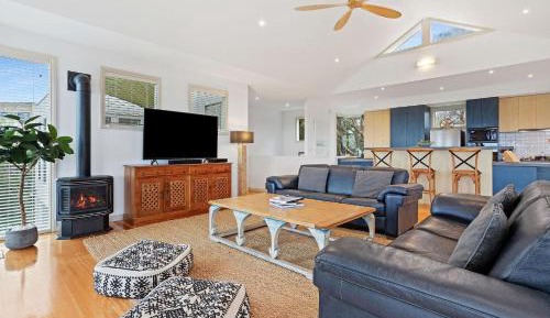 Four-Bedroom Holiday Home